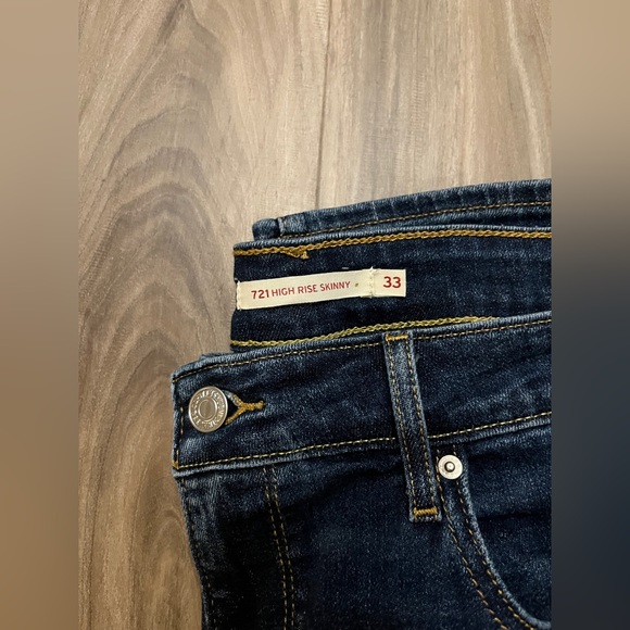 LEVI’S - Picture 4 of 4